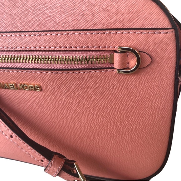 Michael Kors Crossbody - Picture 4 of 14